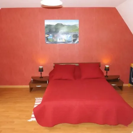Holiday home Gite Mandailles-saint-julien, 3 Pieces, 4 Personnes - Fr-1-742-377 Mandailles-Saint-Julien